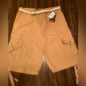 Southpole men’s cargo shorts, size 34